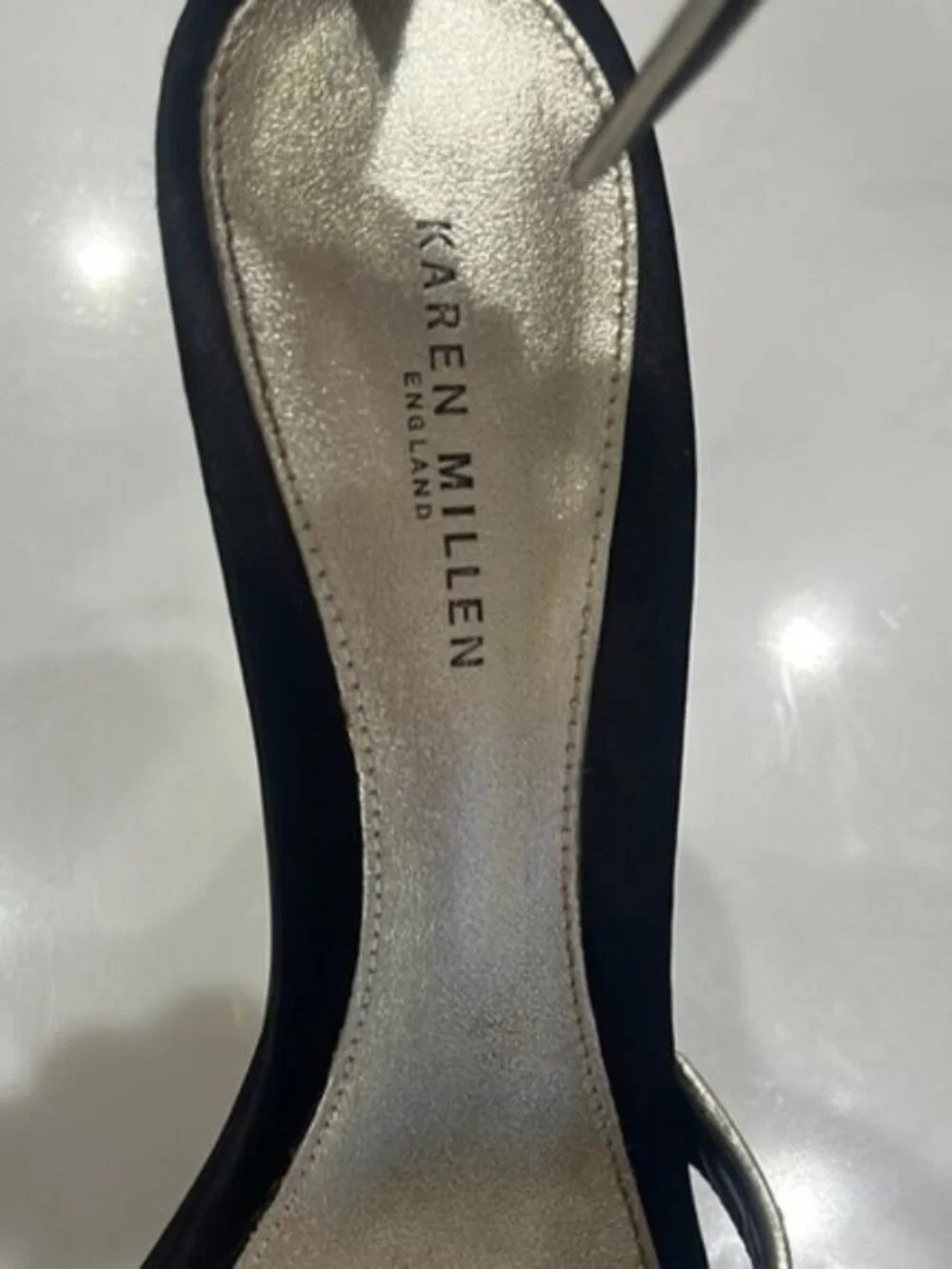 Karen Millen Black and Gold Heels with Sleek Design